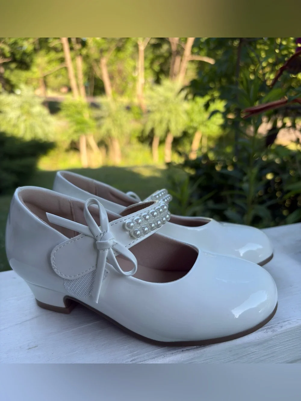 K KomForme Girls Dress Shoes Low Heels Pumps Princess Mary Jane with Pearl & Bow